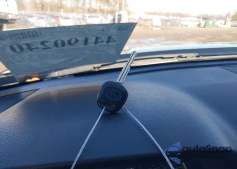 2017 Toyota Tundra Platinum 5.7L V8 z USA, uszkodzony, nr VIN 5TFAY5F18HX644519